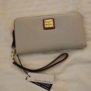 Dooney & Bourke Pebble Grain Large Zip Wristlet